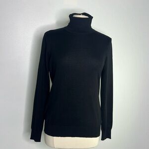 Madison Grey black rayon polyester turtleneck size medium
